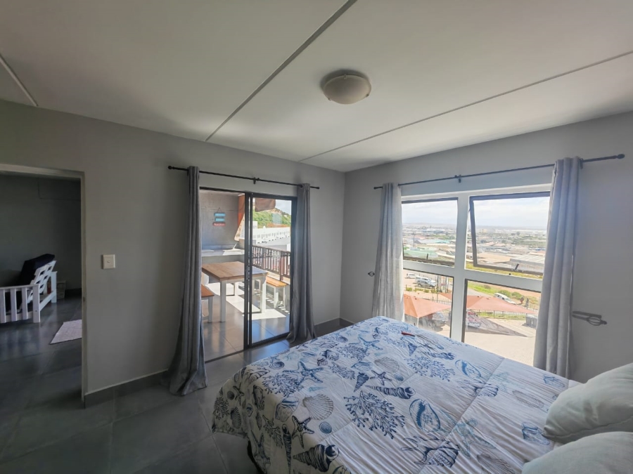 2 Bedroom Property for Sale in Voorbaai Western Cape
